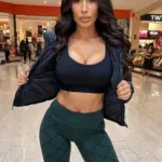Janet – DreamGF AI character in My Stepmom